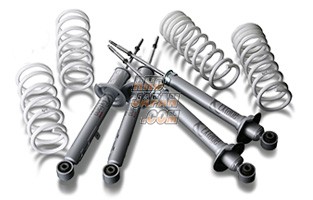 KYB Extage Shock Absorber & Spring Suspension Kit - Lexus CT200h ZWA10