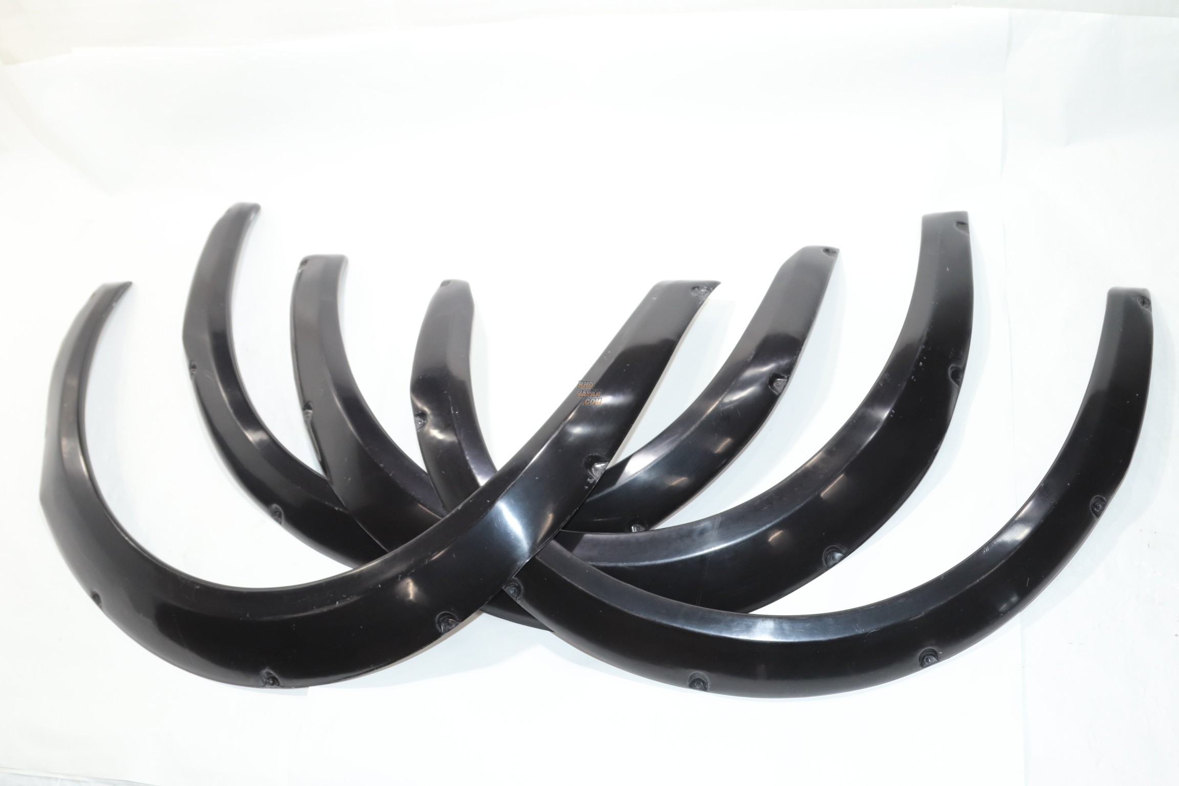 Restored Over Fenders GT-R Type FRP 2-Door - KPGC110 KGC110 GC110