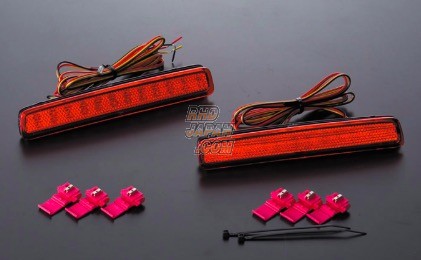 Valenti LED Rear Bumper Reflector Toyota Type 4 - NHP10 NSP140 NCP141 NCP145 ZRR8#G ZRR8#W ZWR80W ZVW4#W