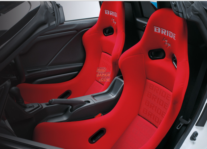 BRIDE ZIEG IV Low Max Full Bucket Seat - Black FRP Shell