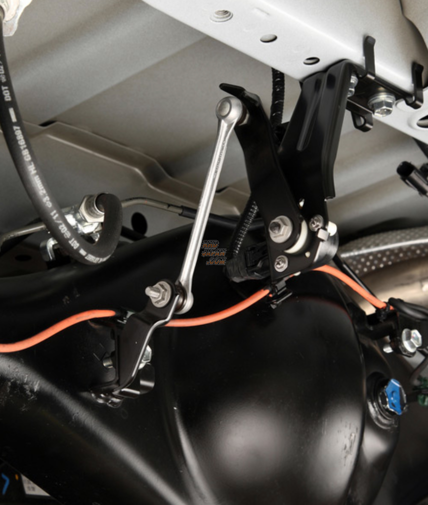 MoonFace Genb Option Headlamp Leveling Adjuster - Hiace 200 Series