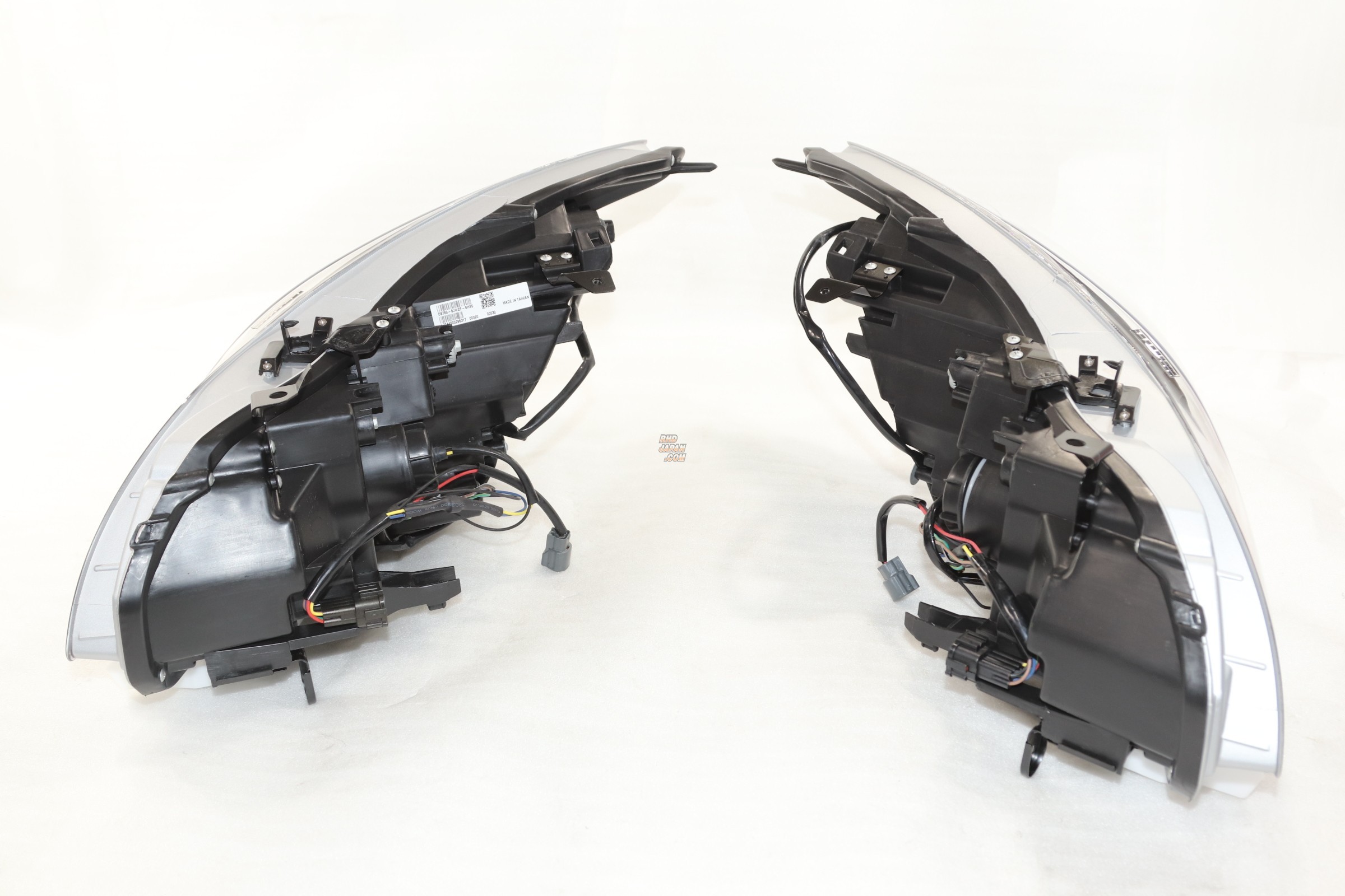 78 Works Fiber LED Headlight Set Black - Skyline Coupe CKV36 78 Works Fiber LED Headlight Set Black - Skyline Coupe CKV36
