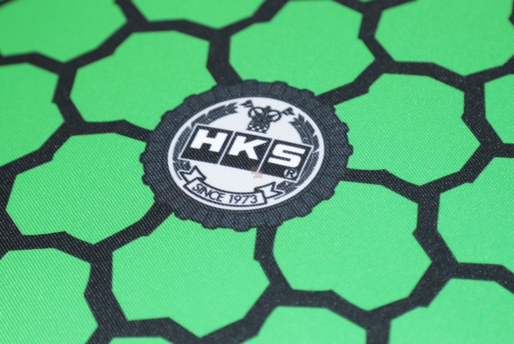 HKS Premium Goods 2021Winter Super Power Flow SPF Cushion - Green Limited Edition