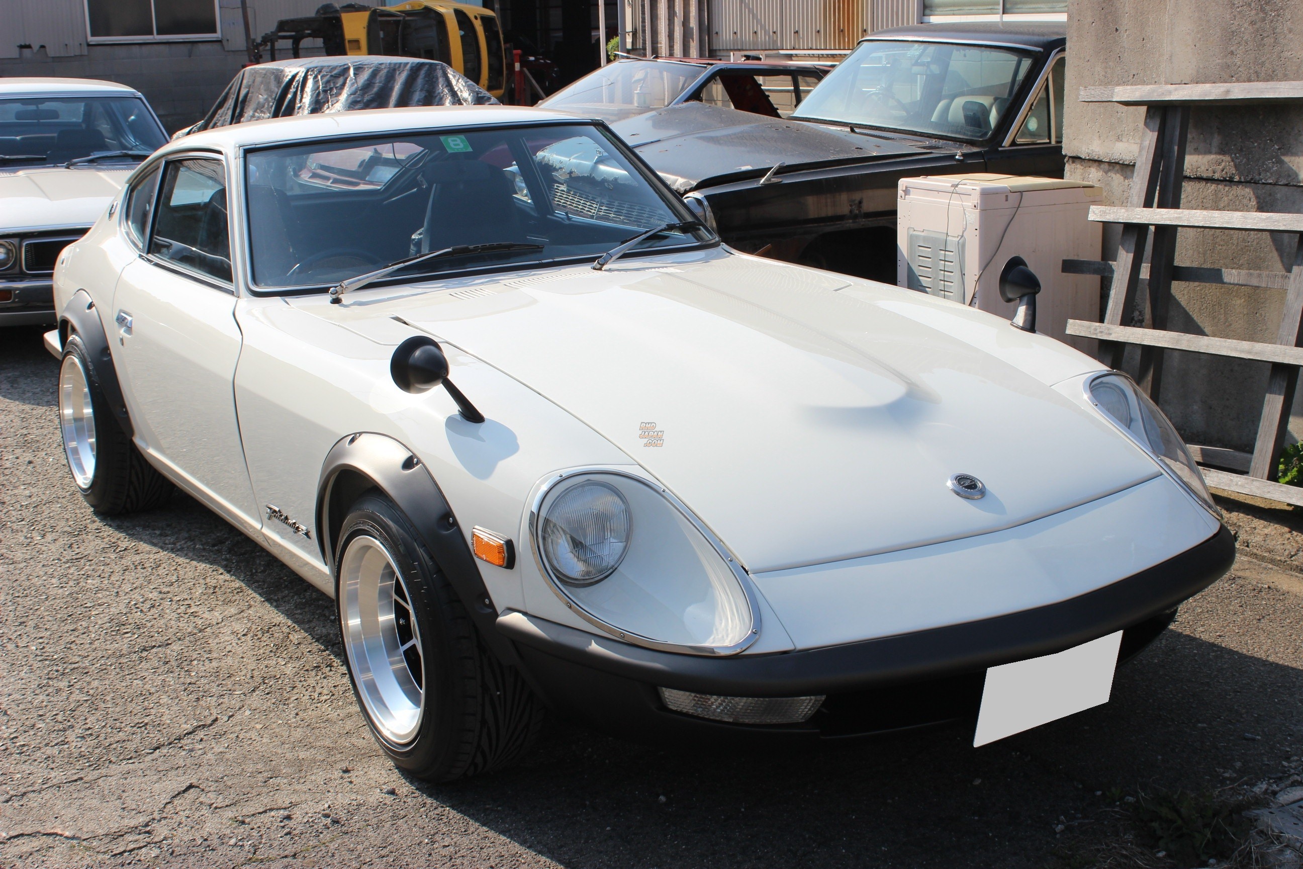 Restored Over Fender Set FRP - Fairlady Z S30