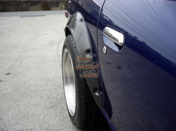 Restored Over Fender Set FRP - Fairlady Z S30