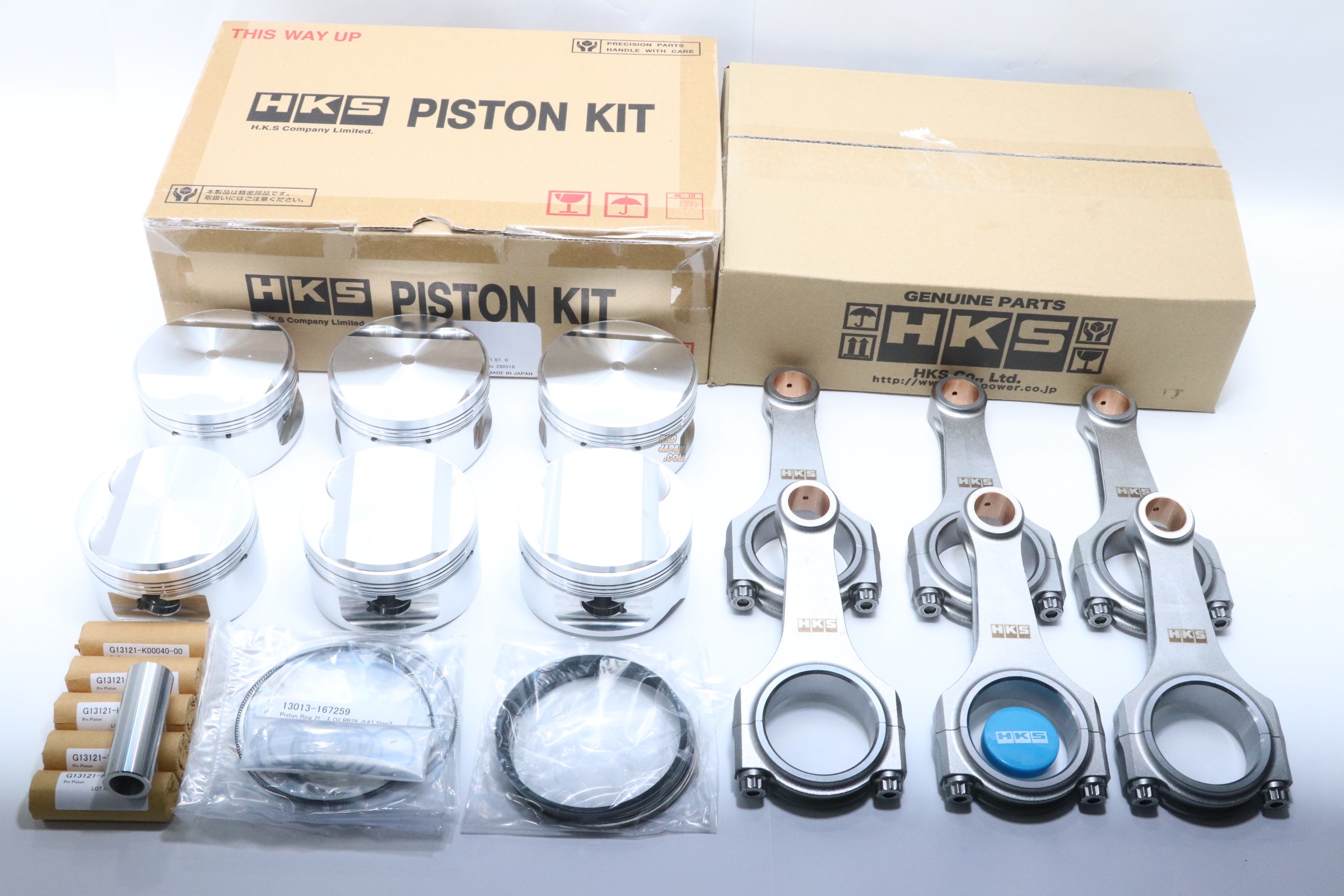 HKS Low Compression Piston and IBeam Connecting Rod Set VQ35DE