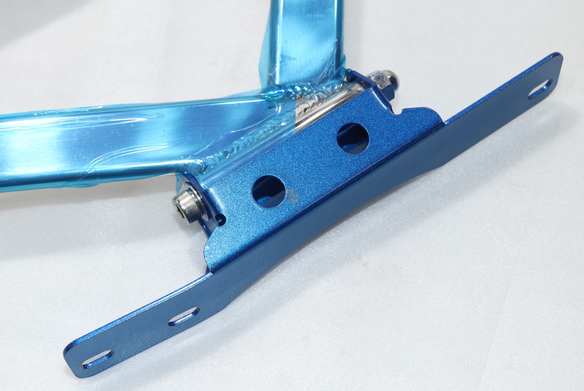CUSCO Strut Tower Bar Type OS 3-Point Triangle - JZX100