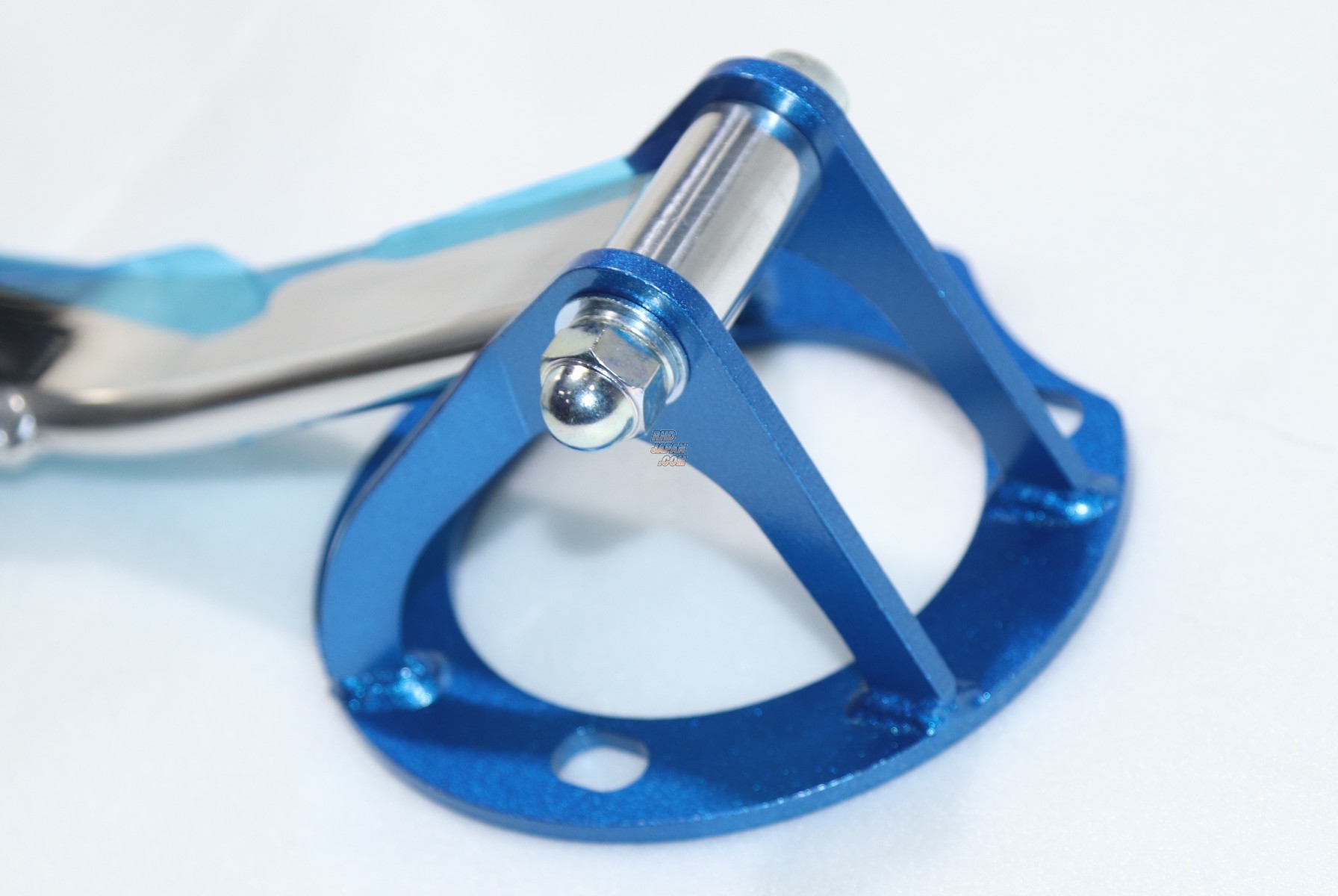 CUSCO Strut Tower Bar Type OS 3-Point Triangle - JZX100