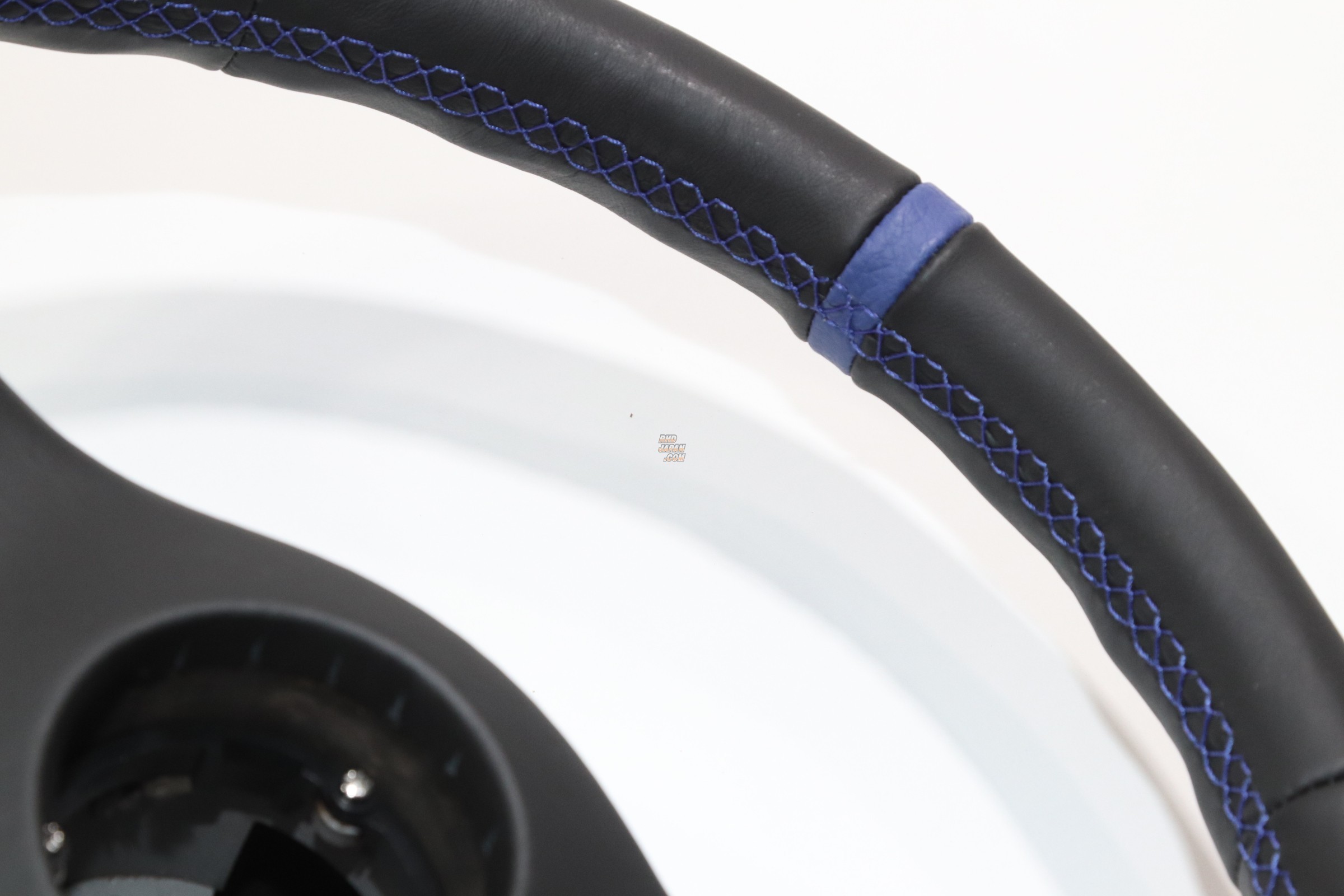 Top Secret Steering Wheel - BNR32 - RHDJapan