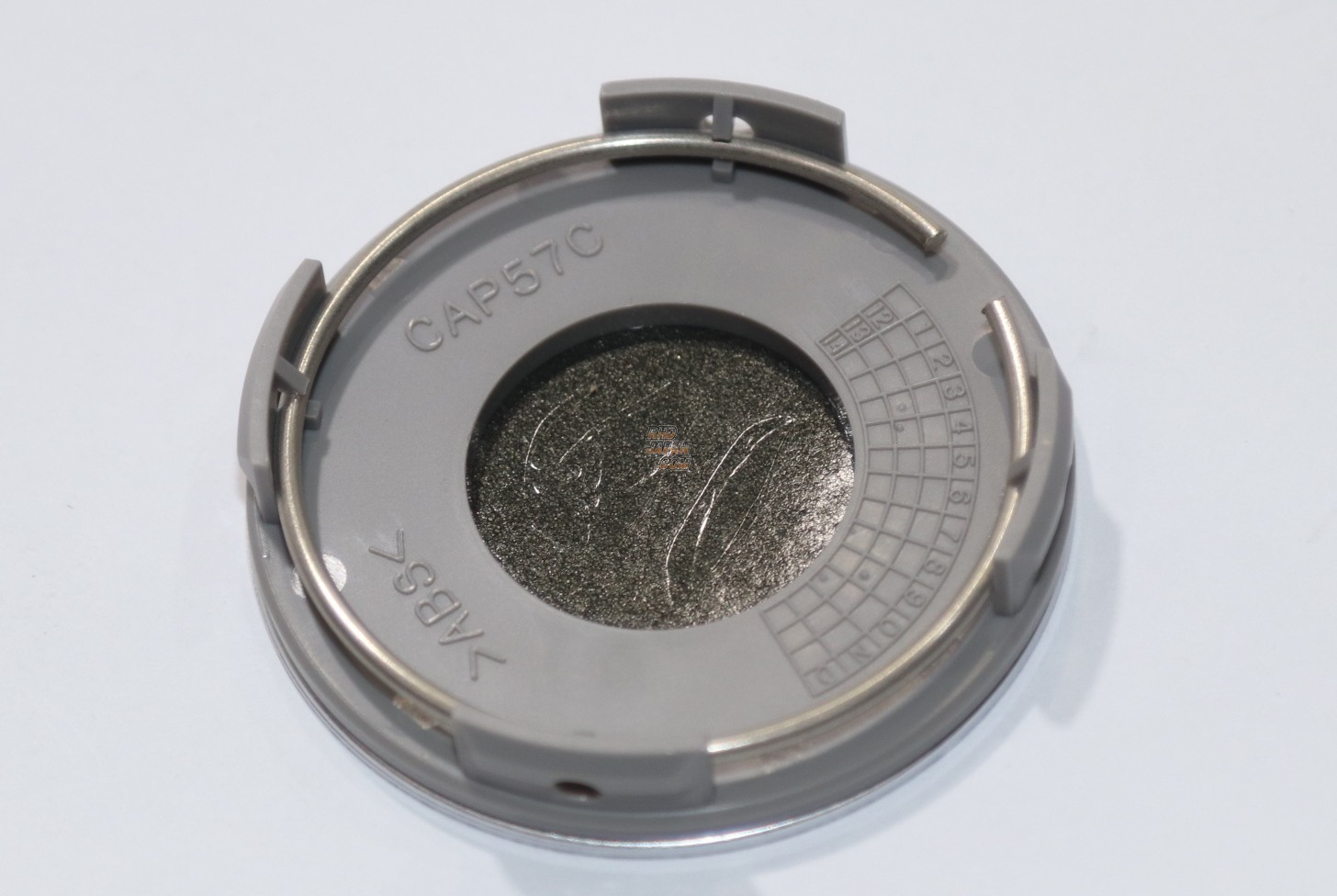 Enkei Wheel Center Cap 5H-112 Silver - Audi
