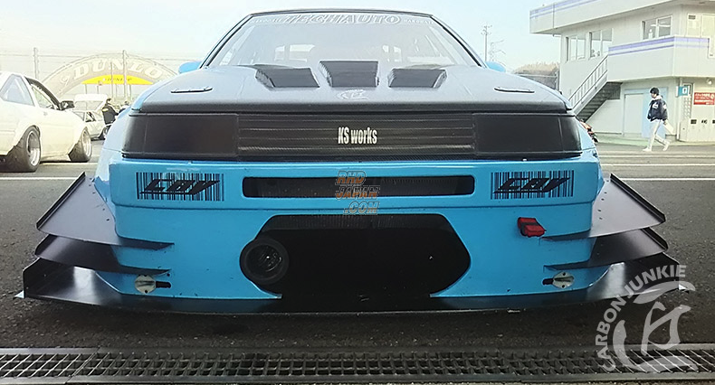 Carbon Junkie Light Grill Dry Carbon Fiber Twill Weave - Levin AE86