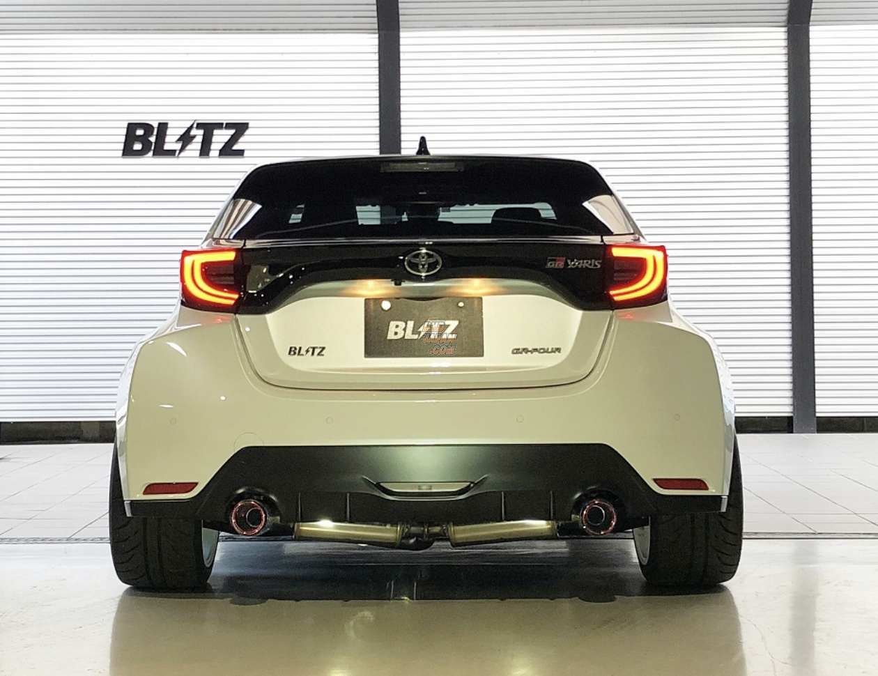 Blitz Nur-Spec Custom Edition Nur-CE Carbon Red Muffler