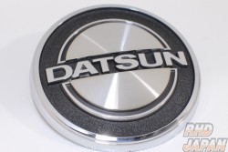Kameari Datsun Bonnet Emblem - S30