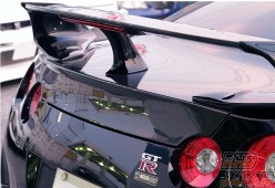 Top Secret Carbon Rear Trunk - R35 GTR